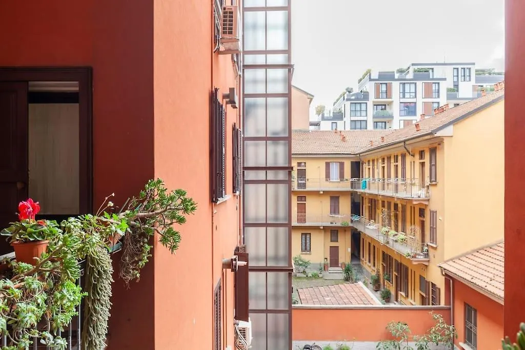 Apartament Lovely Studio - Heart Of Mediolan